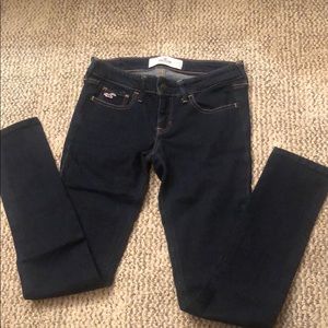 Girls Dark hollister jeans